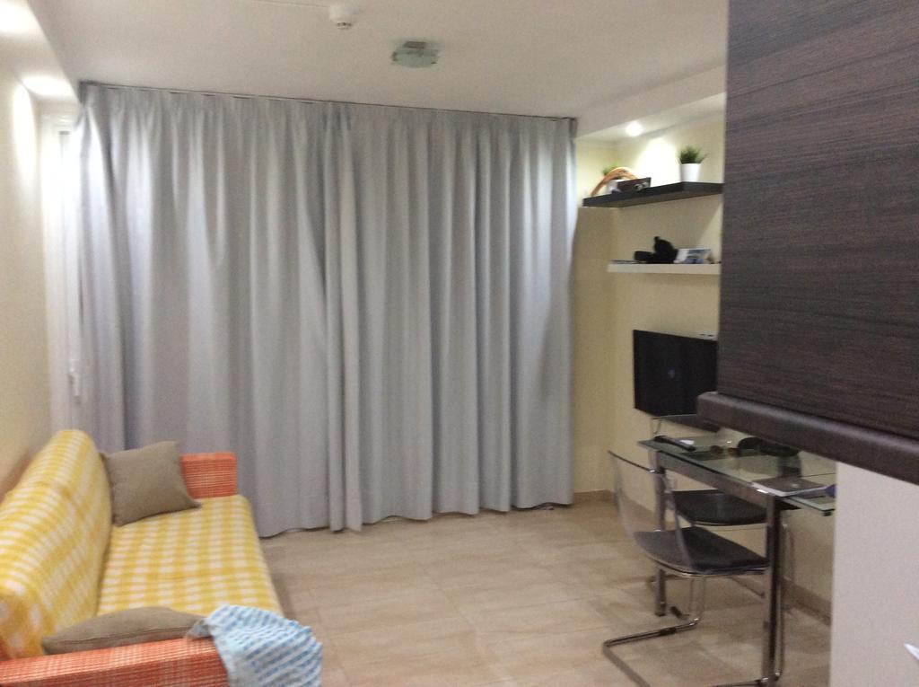 Apartment With Terrace In Playa De Las Americas Luaran gambar