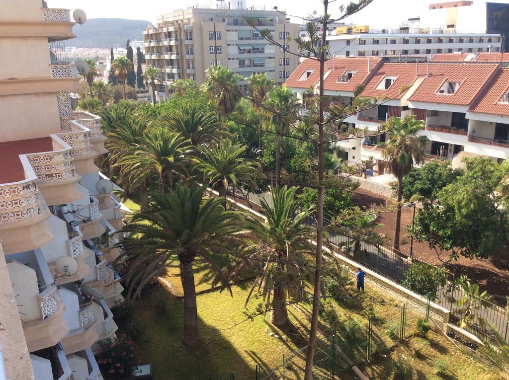 Apartment With Terrace In Playa De Las Americas Luaran gambar