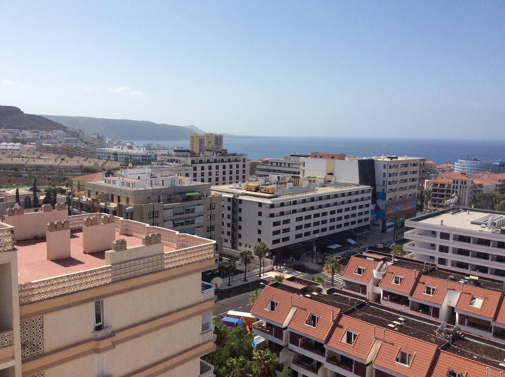 Apartment With Terrace In Playa De Las Americas Luaran gambar