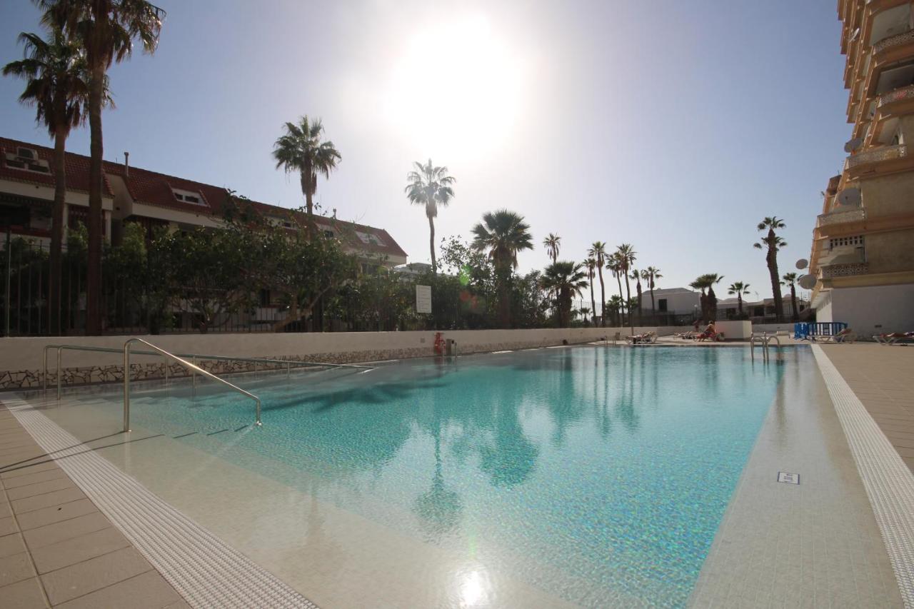 Apartment With Terrace In Playa De Las Americas Luaran gambar